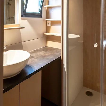 Huttopia Vallée De La Semois Campeggio