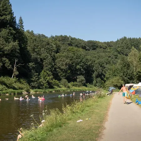 Huttopia Vallee De La Semois Parque de Campismo *