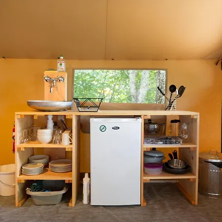 Camping Huttopia Vallee De La Semois Vresse-sur-Semois